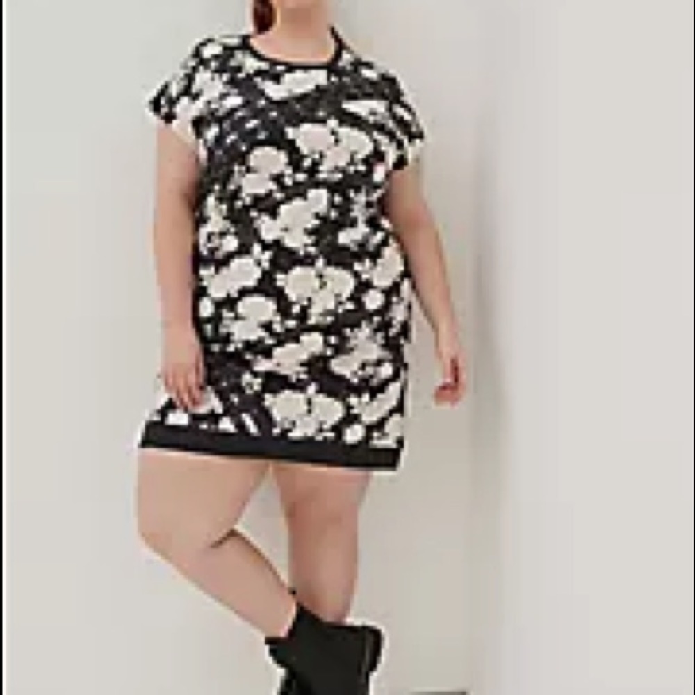 Torrid LOVESICK DOLMAN DRESS - COTTON BLACK FLORAL Plus Size 3X